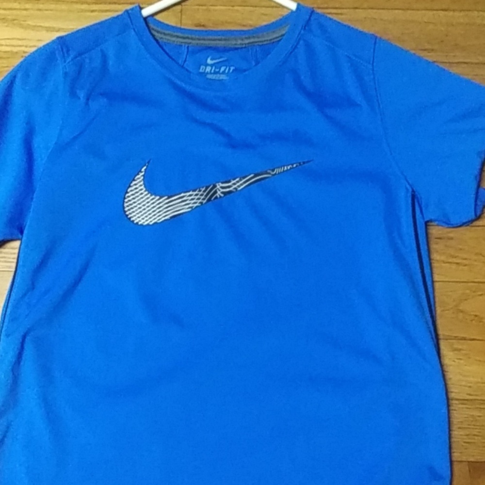 Boys Nike Dri Fit Short Sleeved Shirt